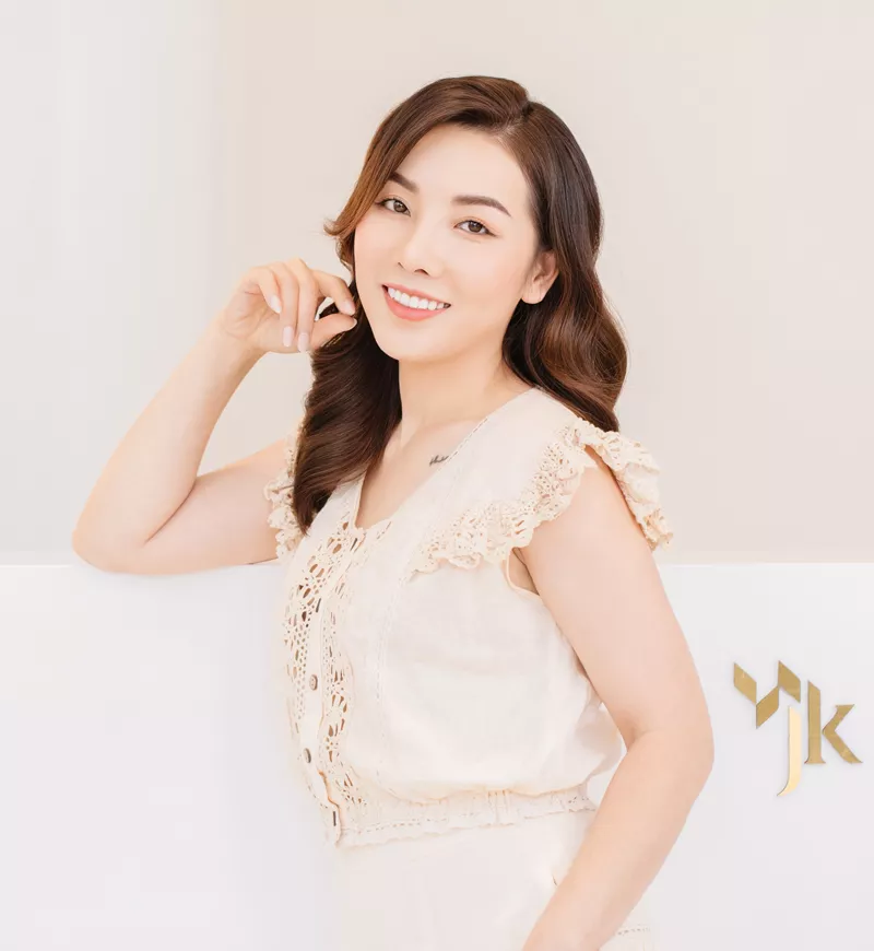 Khách hàng chị phương nâng mũi tại JK Imperial Beauty Center 